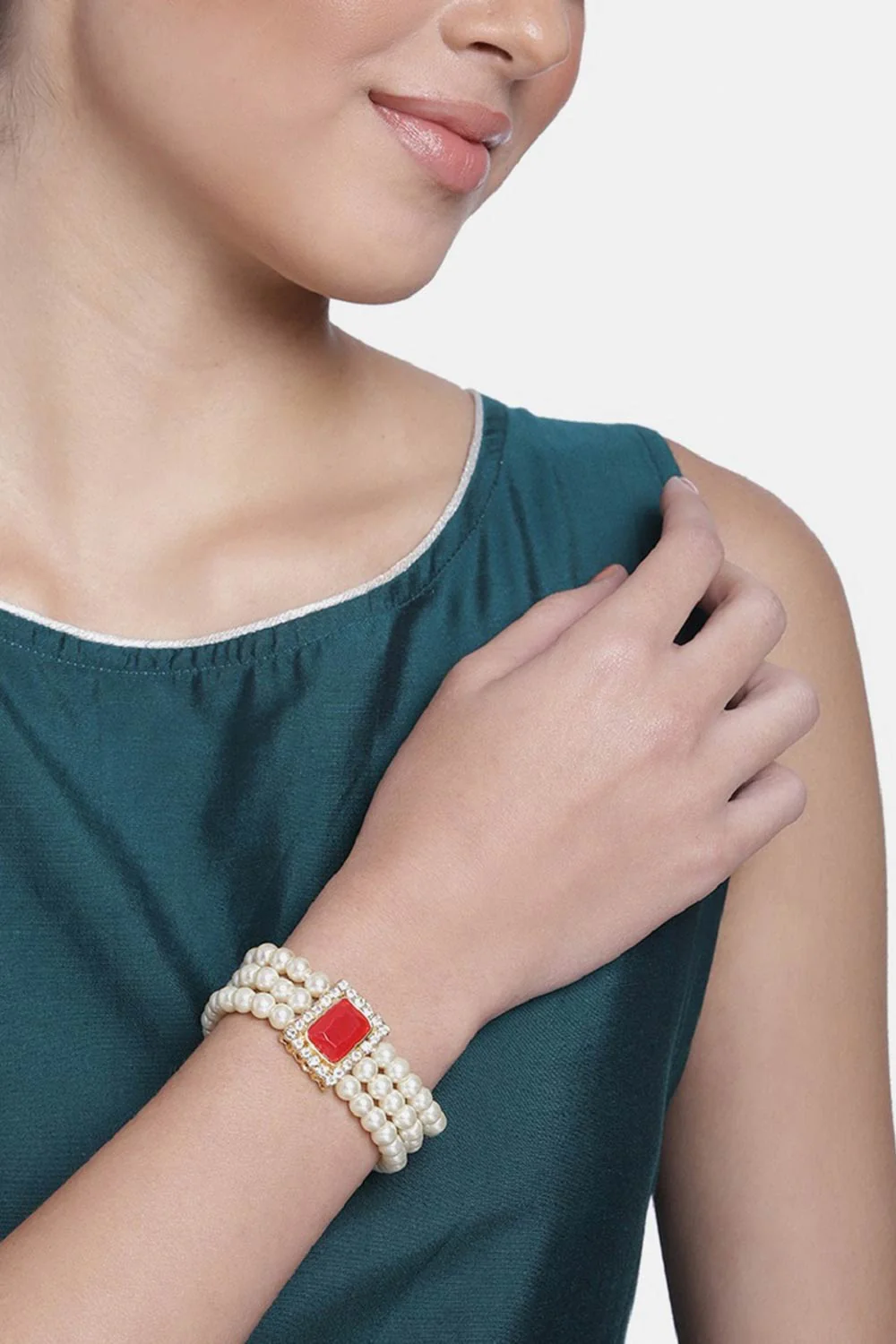 Elegant Pearl Bead Bracelet